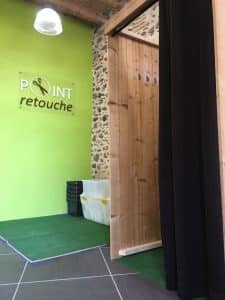 Cabine d'essayage Point Retouche 9 Place du Jeux de Paume 38200 Vienne