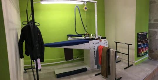 Espace Repassage Point Retouche 9 Place du Jeux de Paume 38200 Vienne