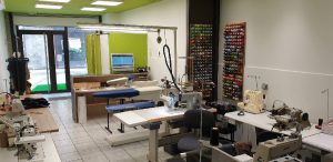 interieur-atelier-retouche-grenoble-centre-ville-1200