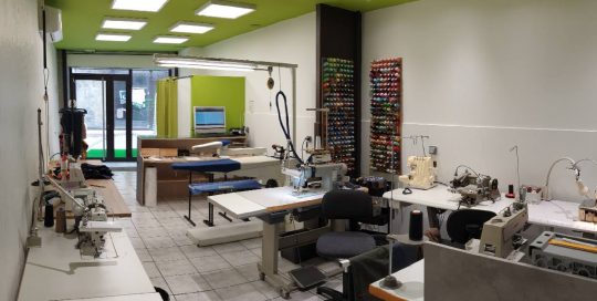 intérieur atelier-retouche-grenoble-centre-ville